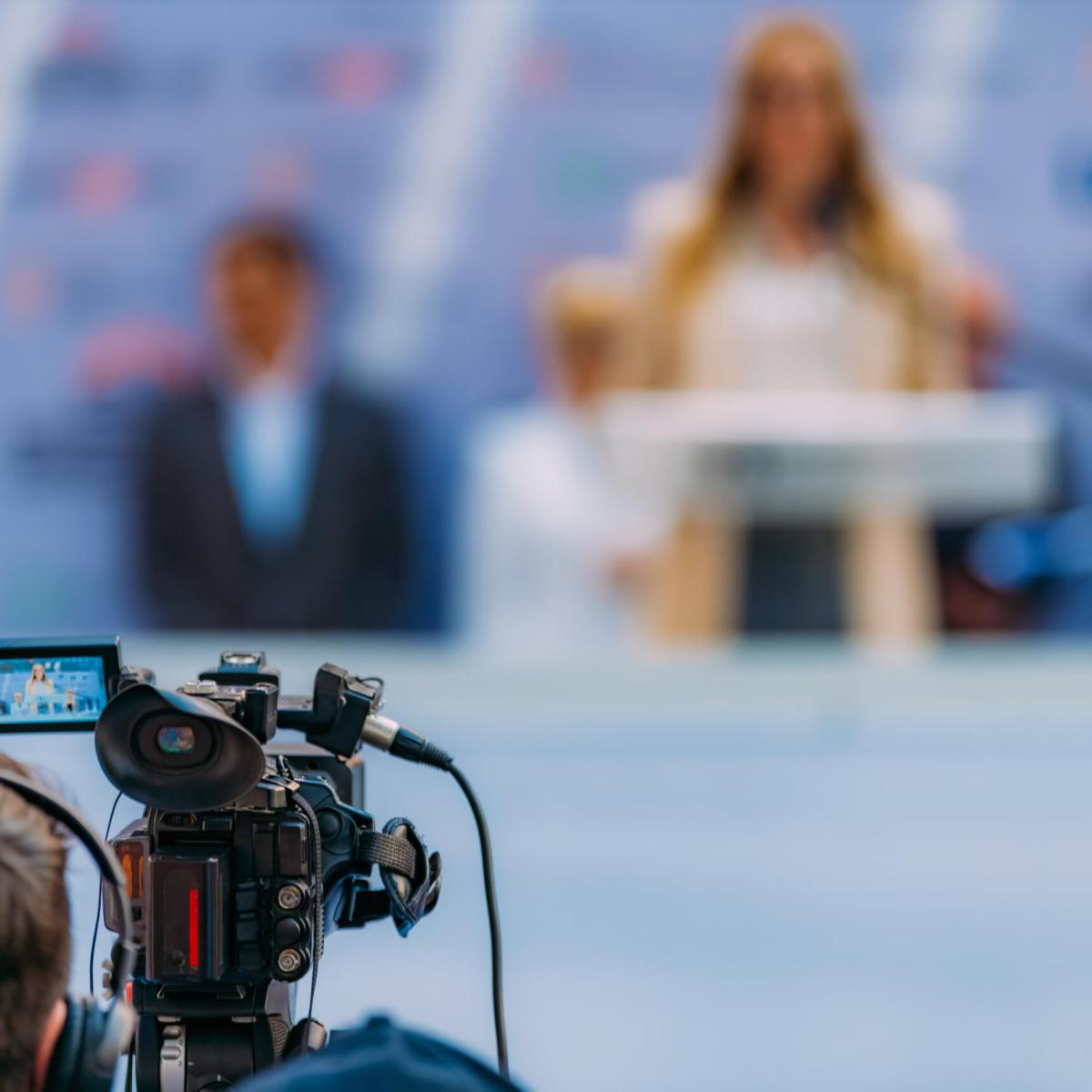 A snapshot of media cameras capturing the highlights of a trade show